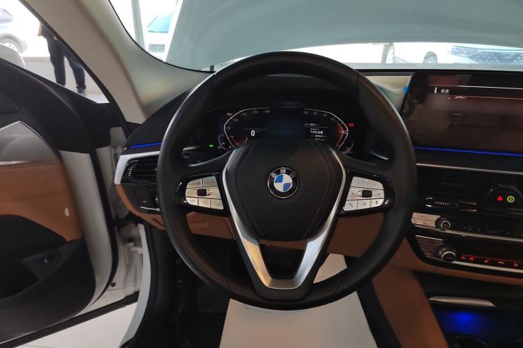 Used BMW 6 Series GT 2022 630i Luxury Design Package