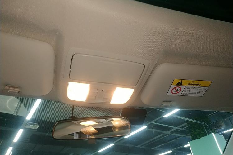 Used Honda CR-V 2015 2.4L two-wheel drive luxury version
