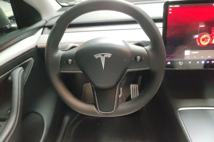 Used Tesla Model Y 2024 Rear-Wheel-Drive Version
