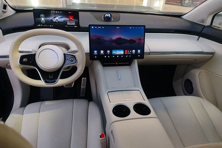 Used Hima Luxeed R7 2025 Extended-Range 331km Ultra
