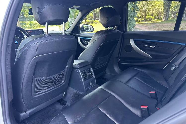 Used BMW 3 Series 2018 320i M Sport Package
