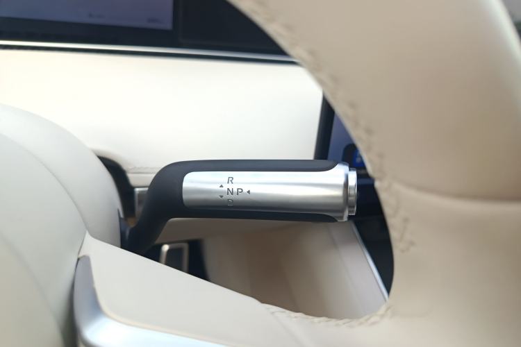 Used Hima Stelato S9 2024 All-Electric Max Rear-Drive Long-Range Version
