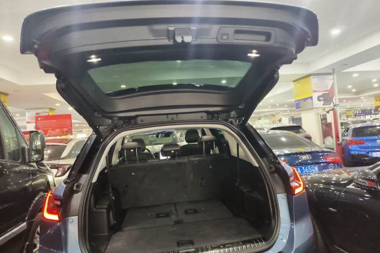 Used Nio ES8 2018 355 km Base Version 7-Seater Edition