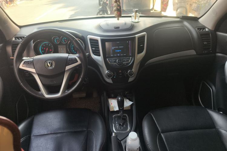 Used Changan CS35 2015 1.6L Automatic Luxury Model China IV Standard
