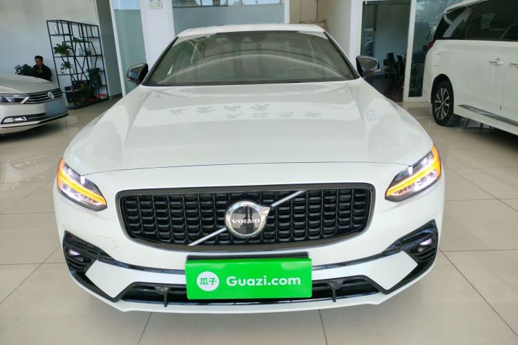 Used Volvo S90 2021 B5 Zhiyi Sport Edition
