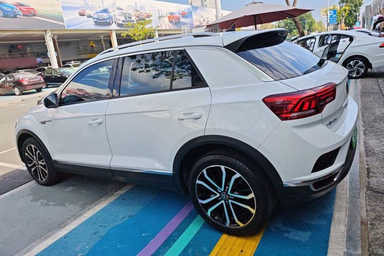 Used Volkswagen T-ROC 2021 280TSI DSG Two-Wheel Drive Comfort Connect Edition
