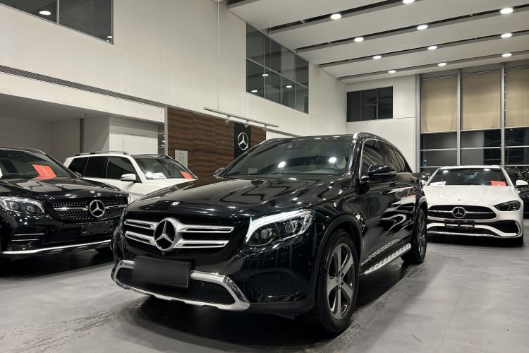 Used Mercedes-Benz GLC 2016 GLC 300 4MATIC Dynamic Model