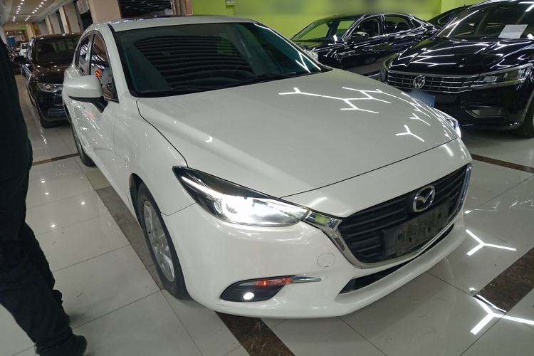 Used Mazda Mazda 3 Axela 2017 Hatchback 1.5L Automatic Luxury Model Emission Standard China V
