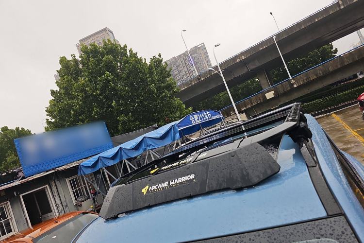 Used  Leopard 5 2023 Explore Edition
