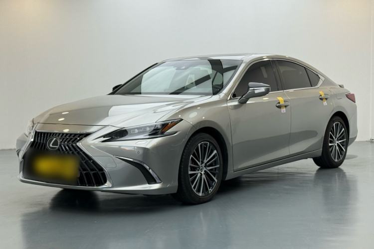 Used Lexus ES 2022 300h Deluxe Edition