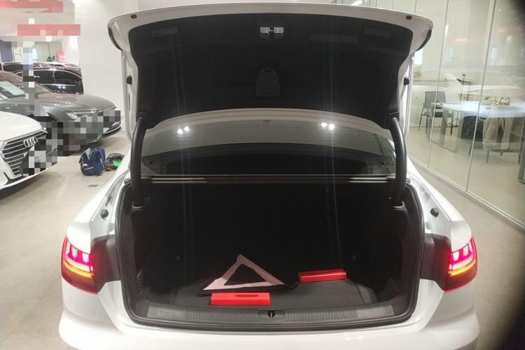 Used Audi A4L 2024 40 TFSI Luxury Dynamic Edition
