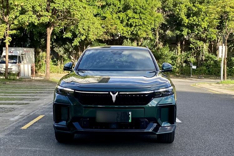 Used VOYAH FREE 2025 318 259 km All-Wheel-Drive Exploration Edition
