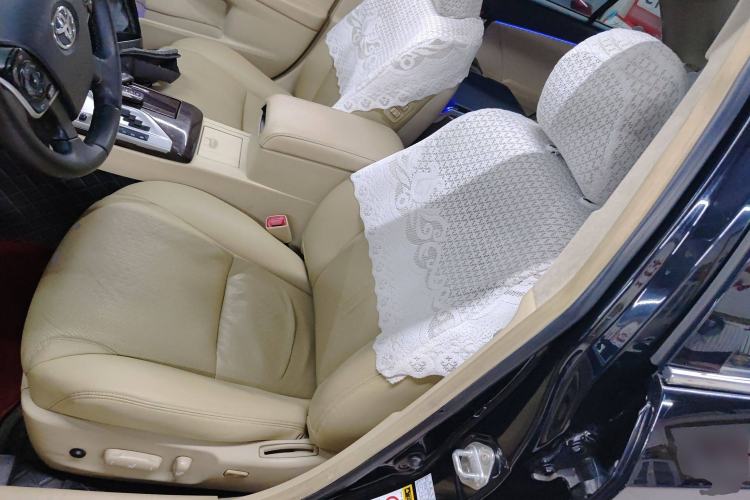 Used Toyota Camry 2015 Dual-Engine 2.5 HG Luxury Navigation Edition
