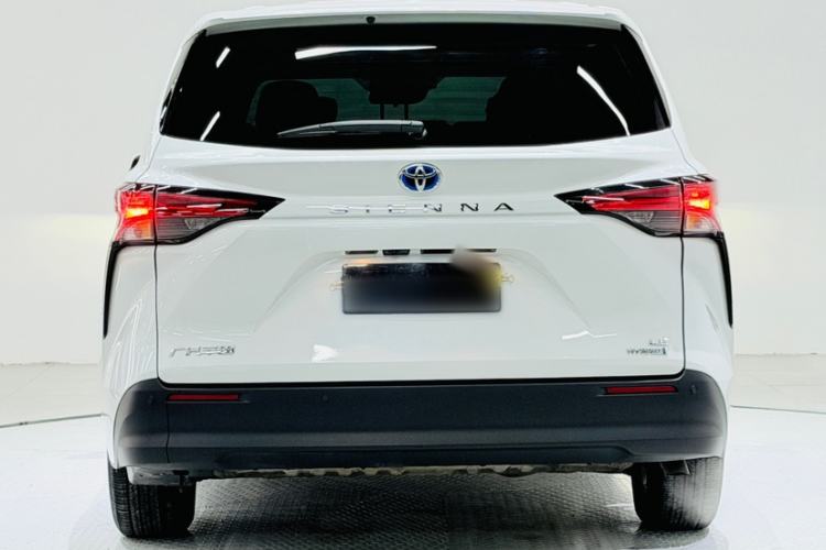 Used Toyota Sienna 2021 2.5L Hybrid Comfort Edition