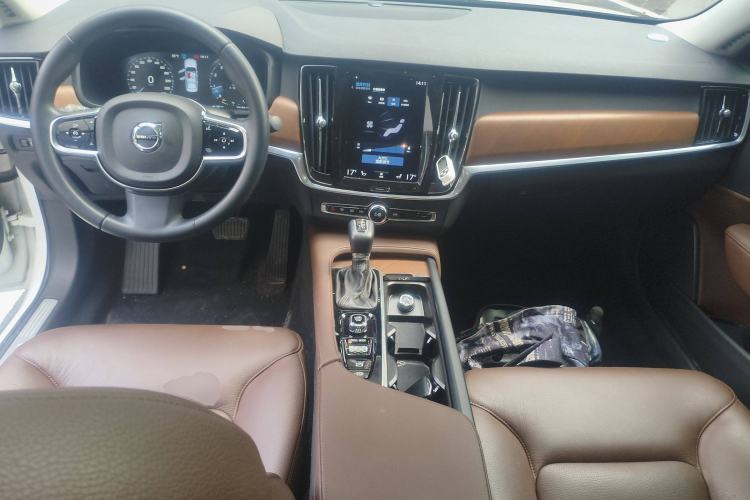 Used Volvo S90 2020 T5 Zhiyi Luxury Edition