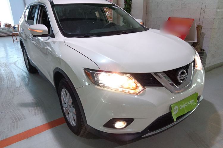 Used Nissan X-Trail 2014 2.5L CVT Luxury Edition 4WD
