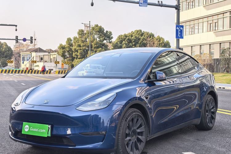 Used Tesla Model Y 2021 Long-Range All-Wheel-Drive Version 3D7