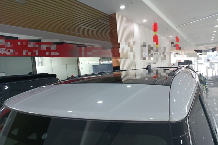 Used Land Rover Defender 2022 90 2.0T P300 Tiger-Power Ambition Edition
