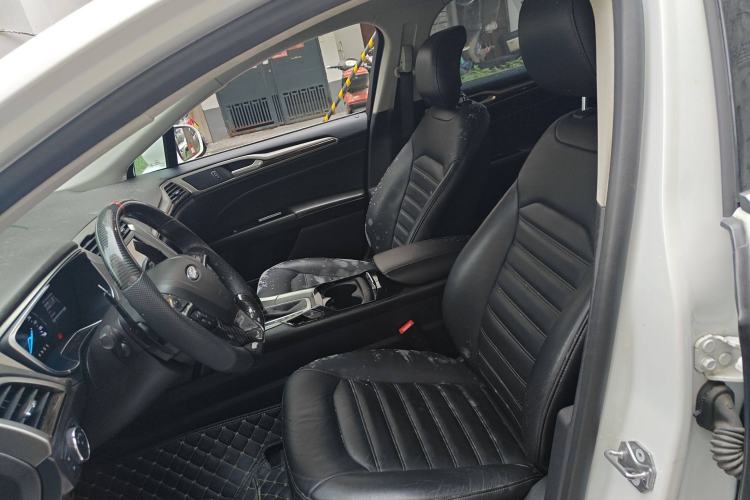 Used Ford Mondeo 2013 2.0L GTDi 200 Luxury Model
