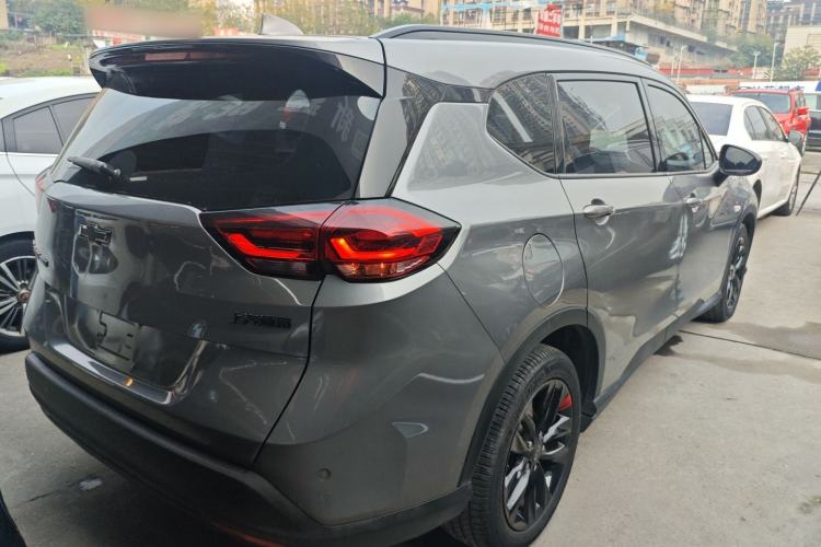 Used Chevrolet Orlando 2019 Redline 530T Automatic Enjoyment Version (5+2 Seating) China VI
