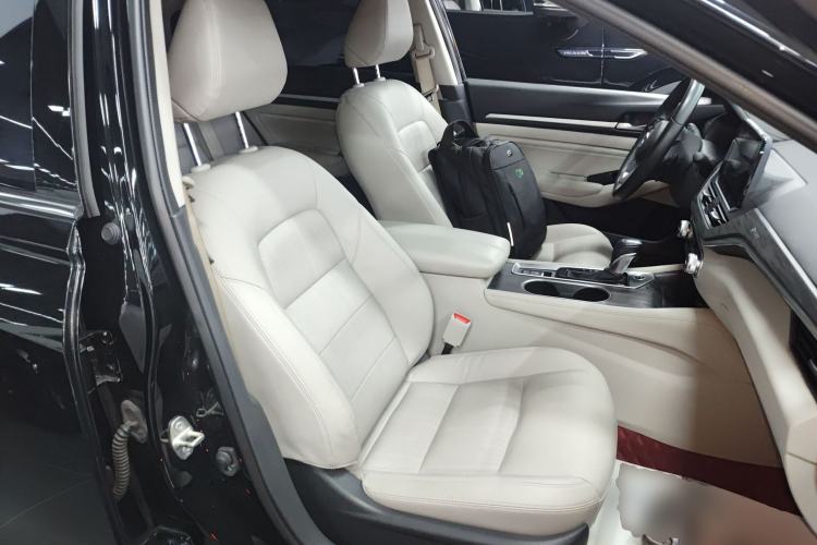 Used Nissan Teana 2021 2.0T XL Upper AD1 Smart Navigation Edition
