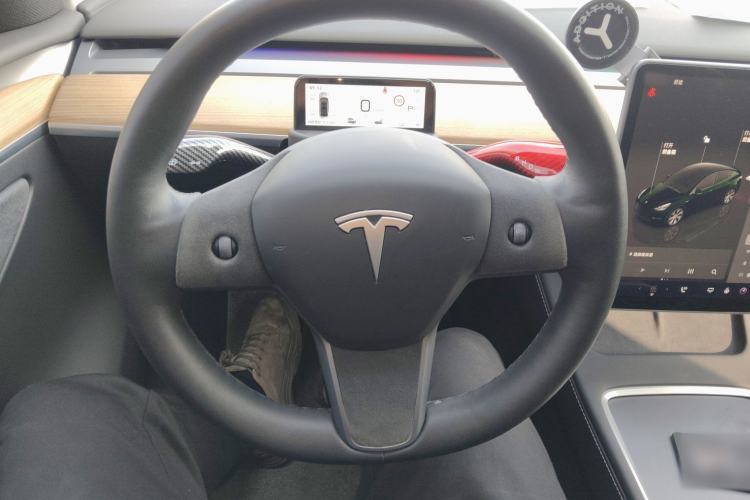 Used Tesla Model Y 2022 Rear-Wheel-Drive Version