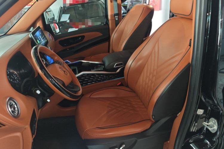 Used Mercedes-Benz Vito 2023 2.0T Elite Version 7 Seats
