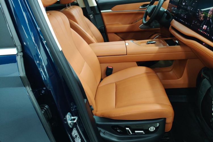 Used Wey Lanshan 2025 Four-Wheel Drive Max
