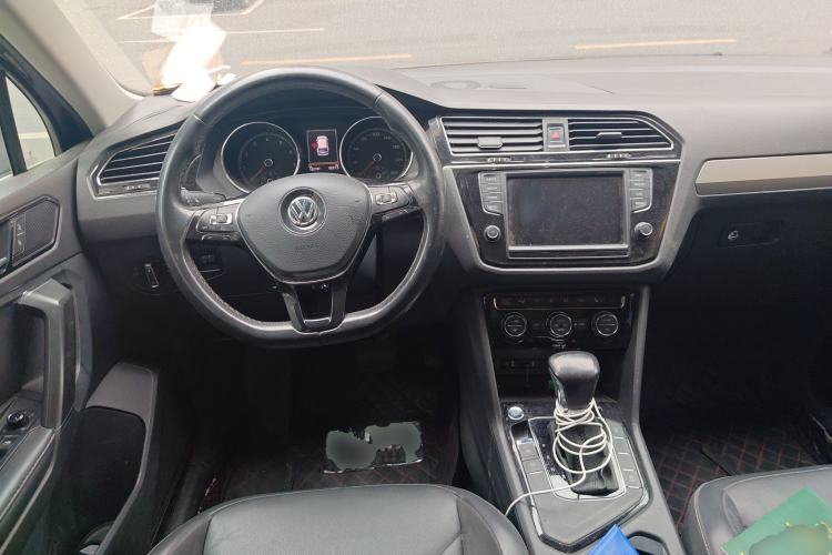 Used Volkswagen Tiguan L 2017 330TSI Automatic Two-Wheel Drive Luxury Edition
