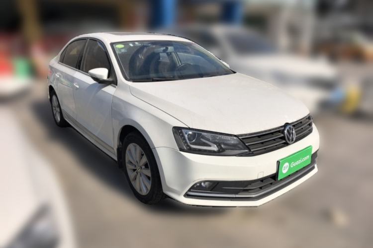 Used Volkswagen Sagitar 2015 230TSI Automatic Comfort Version