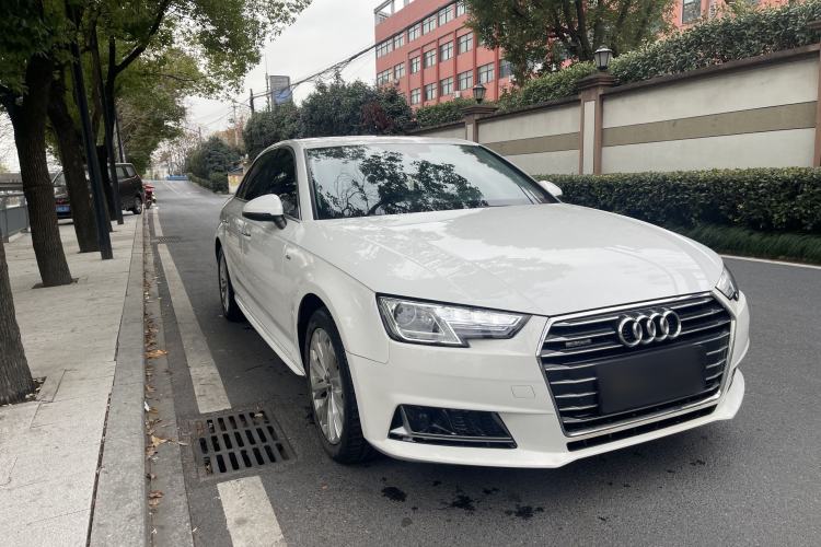 Used Audi A4L 2018 30th Anniversary Edition 30 TFSI Ambition Model