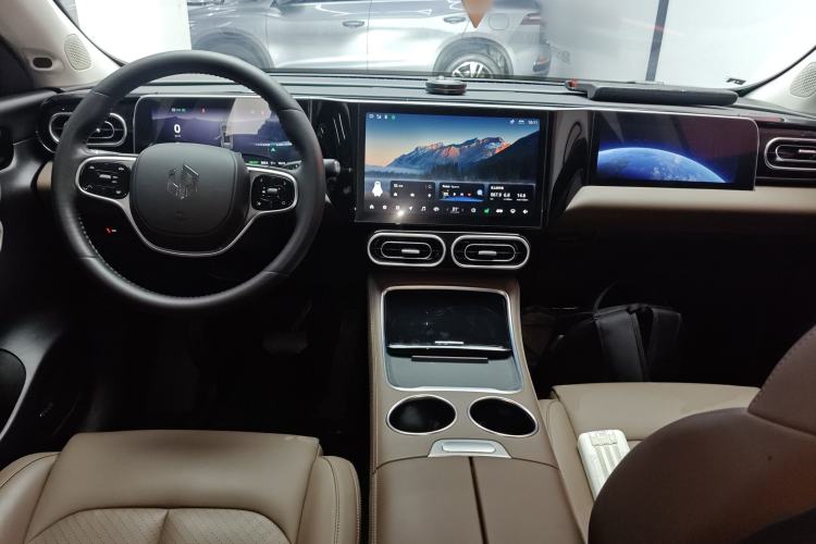 Used Leapmotor C11 2023 Range-Extended 180 Comfort Edition
