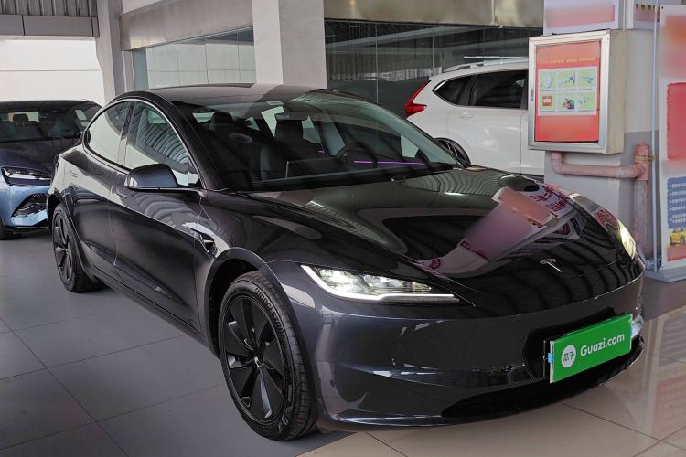 Used Tesla Model 3 2025 Rear-Wheel-Drive Version