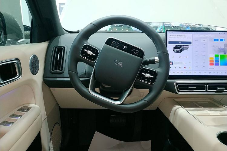 Used Li Auto L6 2025 Pro Smart Refresh Edition
