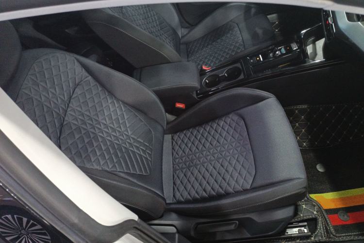 Used Volkswagen Lamando 2022 Lavida L 280TSI DSG Hot Edition
