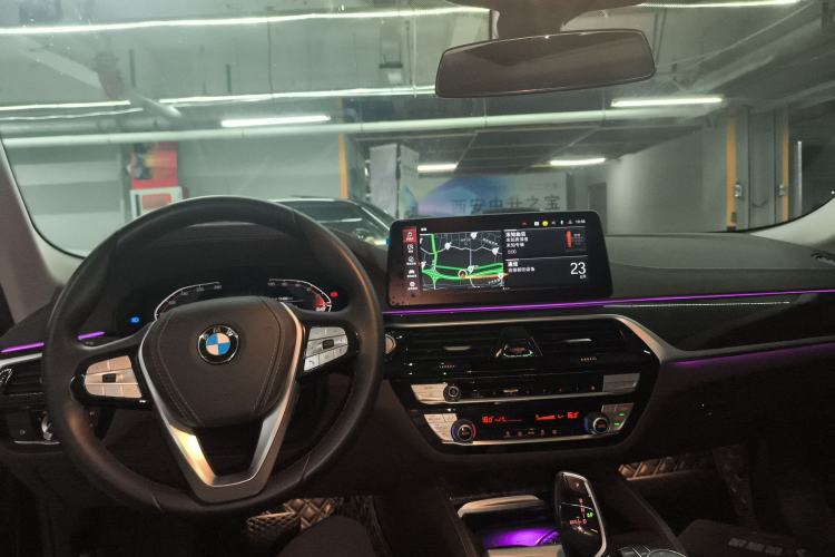 Used BMW 5 Series 2022 Second Facelift 525Li Luxury Package
