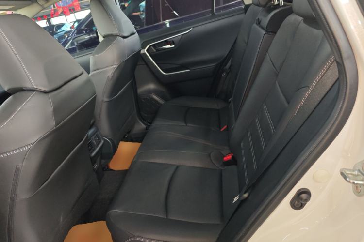 Used Toyota RAV4 2022 Dual-Engine 2.5L E-CVT Four-Wheel Drive Elite Plus Edition