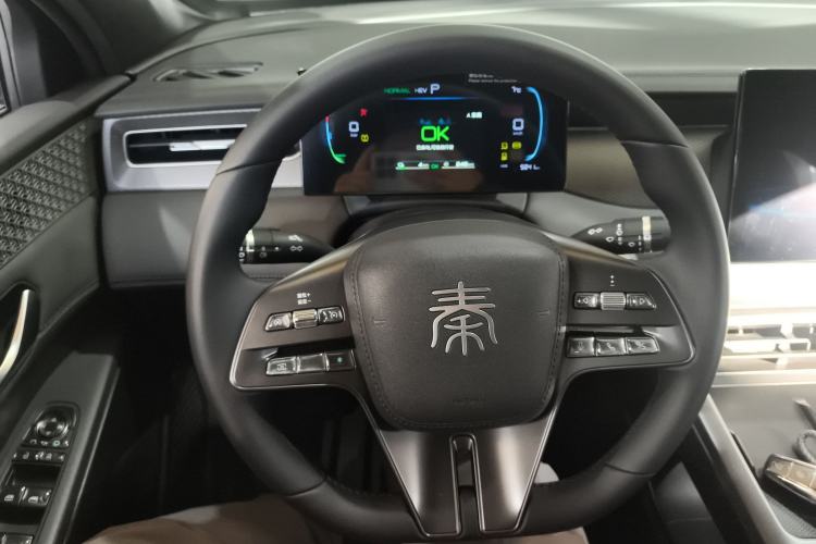 Used BYD Qin PLUS 2025 DM-i Smart Drive 55KM Leading Model