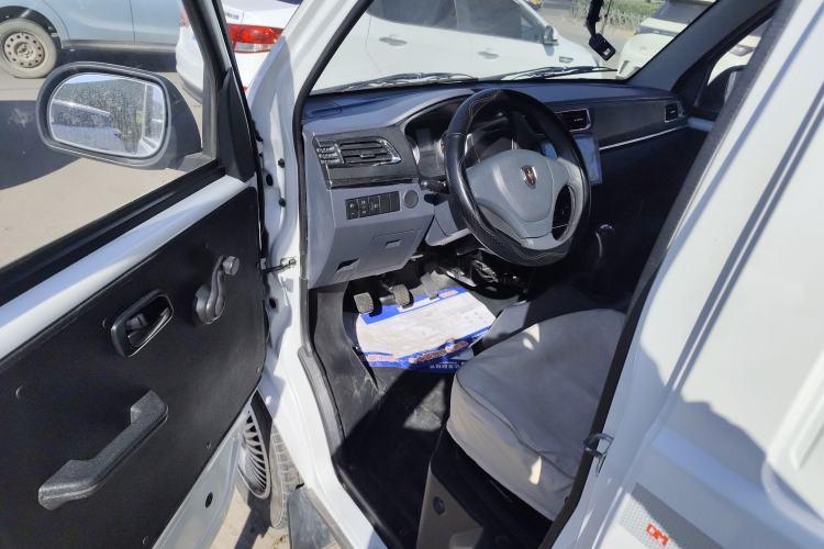 Used Jinbei Hiace X30 2021 1.5L Wealthy Single-Steaming Air-Conditioned Van China VI Standard SWC15M