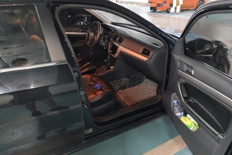 Used Volkswagen Lavida 2015 1.6L Automatic Fashion Edition