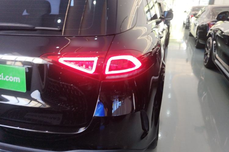 Used Mercedes-Benz GLE 2022 GLE 350 4MATIC Stylish Model
