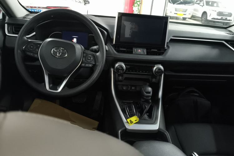 Used Toyota RAV4 2022 2.0L CVT Two-Wheel Drive Fashion Edition
