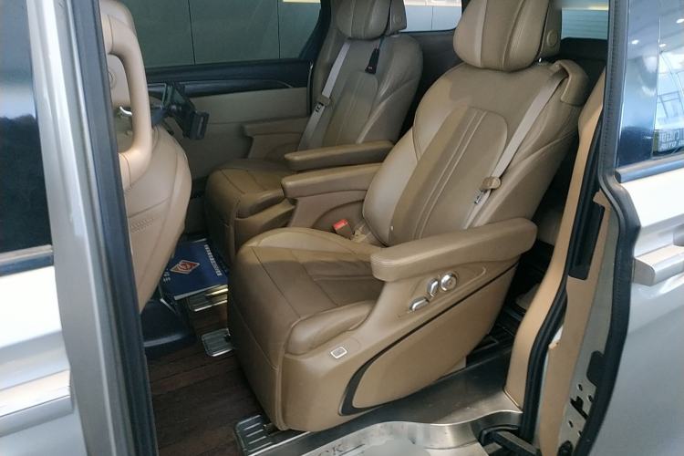 Used Buick GL8 2020 ES Land Cruiser 653T Flagship Model
