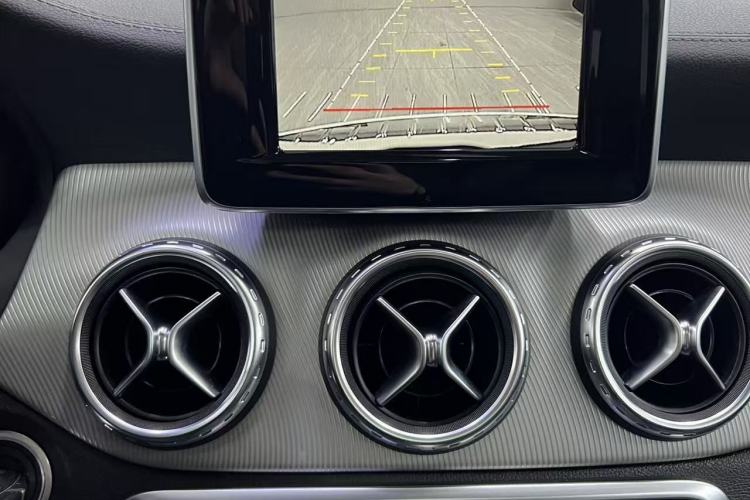 Used Mercedes-Benz GLA 2015 GLA 220 4MATIC Fashion Model