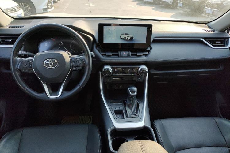 Used Toyota Wildlander 2023 2.0L CVT Four-Wheel Drive Luxury PLUS Edition