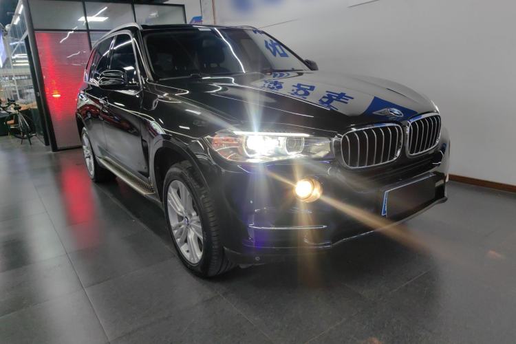 Used BMW X5 2017 xDrive28i
