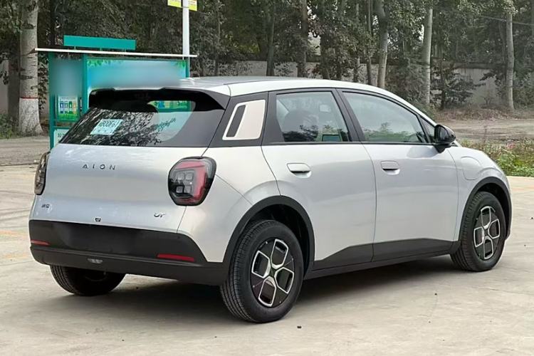 Used AION UT 2025 330 Starlight Edition
