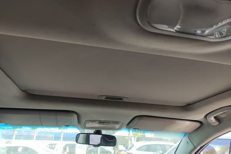 Used  Refine S3 2017 1.6L CVT Smart Connect Model
