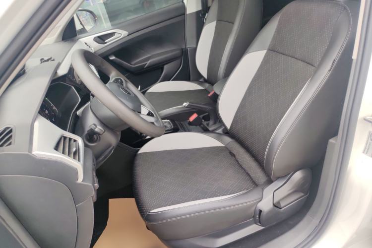 Used Volkswagen Tacqua 2021 200TSI DSG JoyConnect Edition
