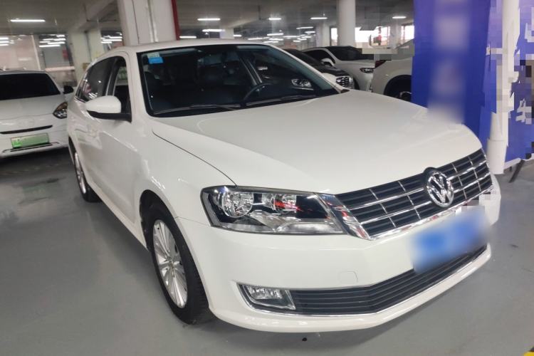 Used Volkswagen Gran Lavida 2013 1.6L Automatic Comfort Model
